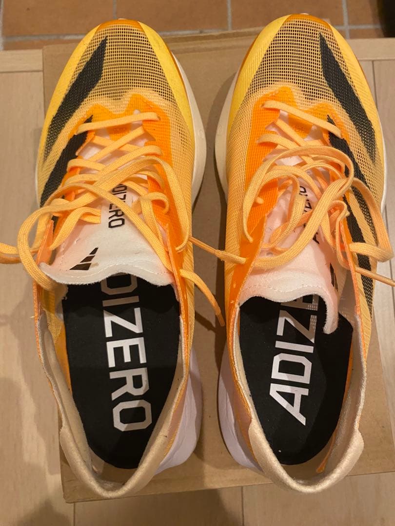 【美品】 adizero Japan 8 アディゼロ (25.5cm)