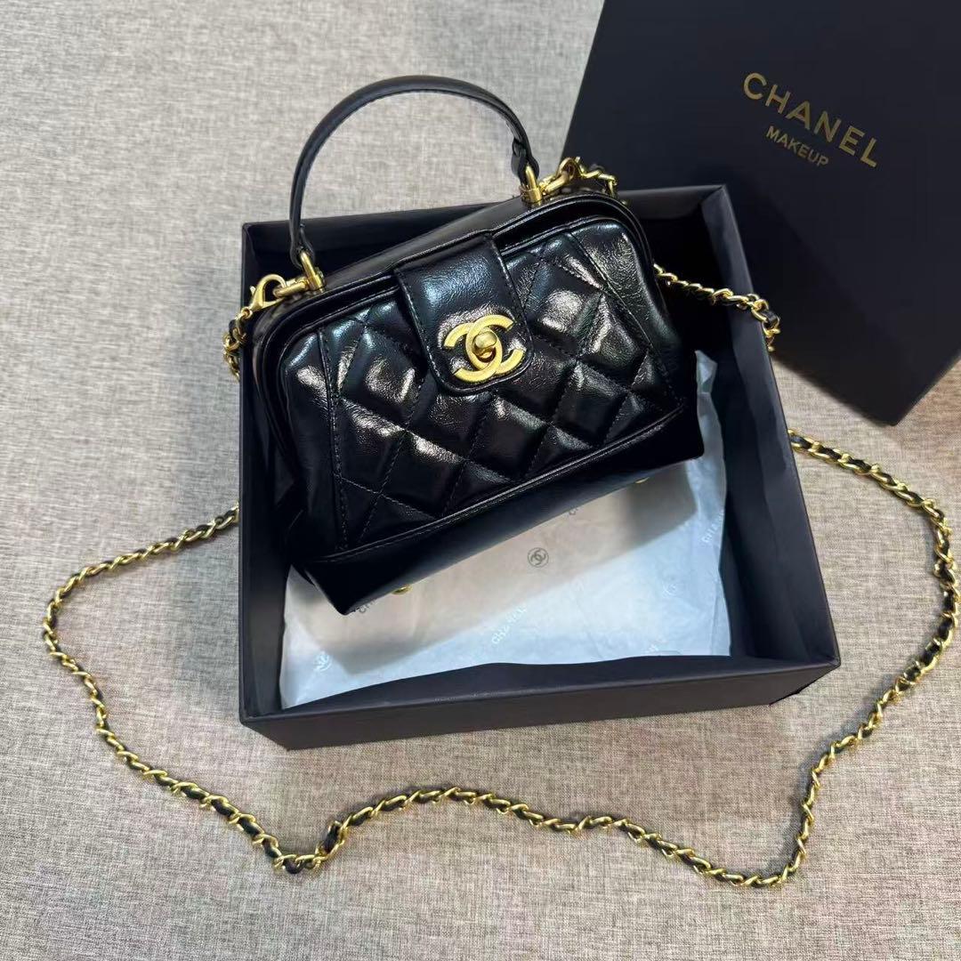 VIP限定CHANELノベルティ がま口ボストン型 ショルダーバッグ ブラック