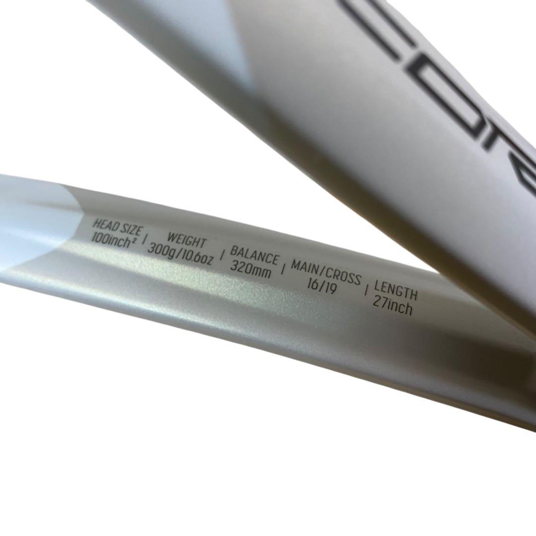 ≪美品≫YONEX Vコア 100 G1 サンドベージュ 07VC100 硬式