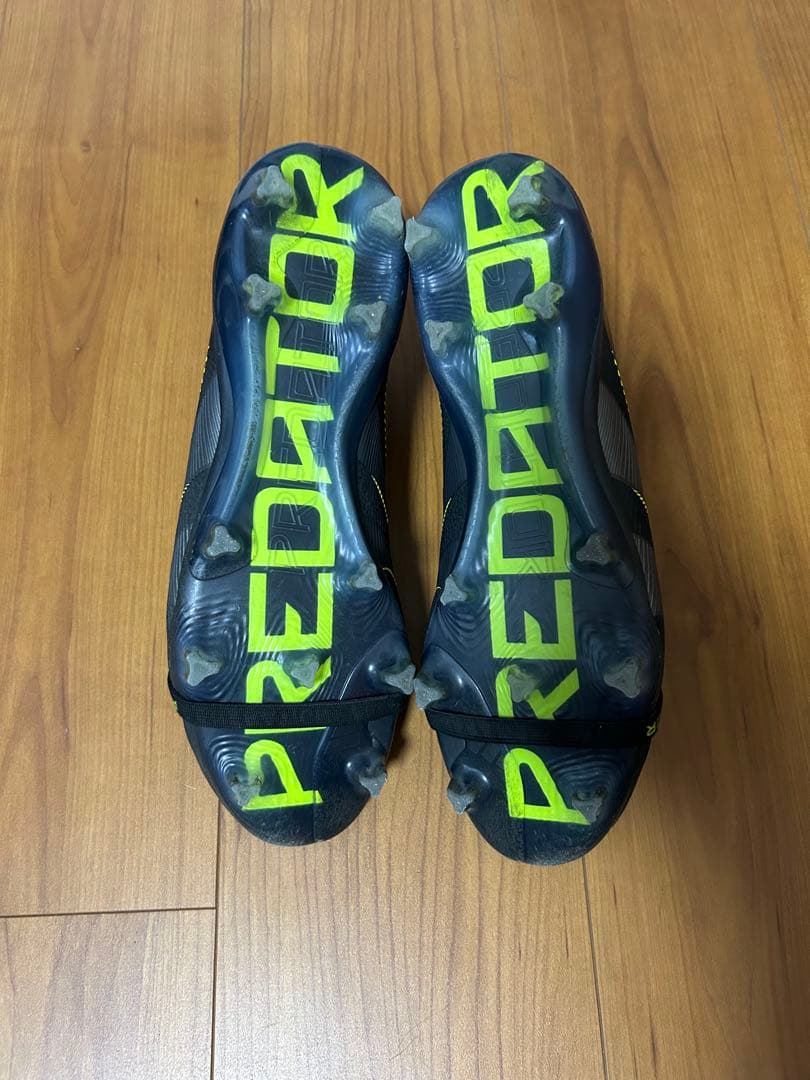 adidas Predator サッカーシューズ スパイク ブラック/イエロー