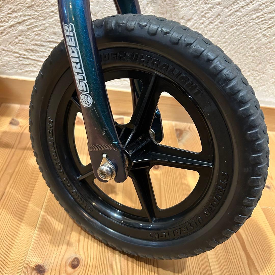 【美品】 STRIDER PRO 12インチ メタリックアクア バランスバイク