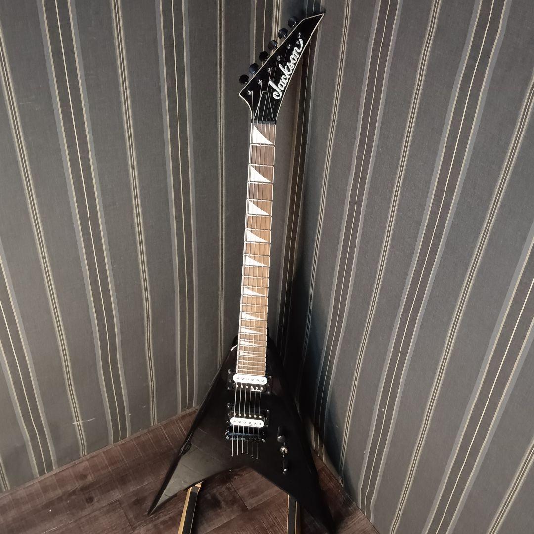 極美品 Jackson KING V JS32 変形 エレキギター キング