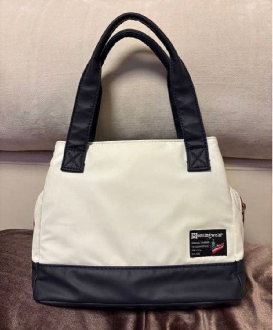 Munsingwear マンシングウェア バッグ 白×ネイビー ロゴ刺しゅう