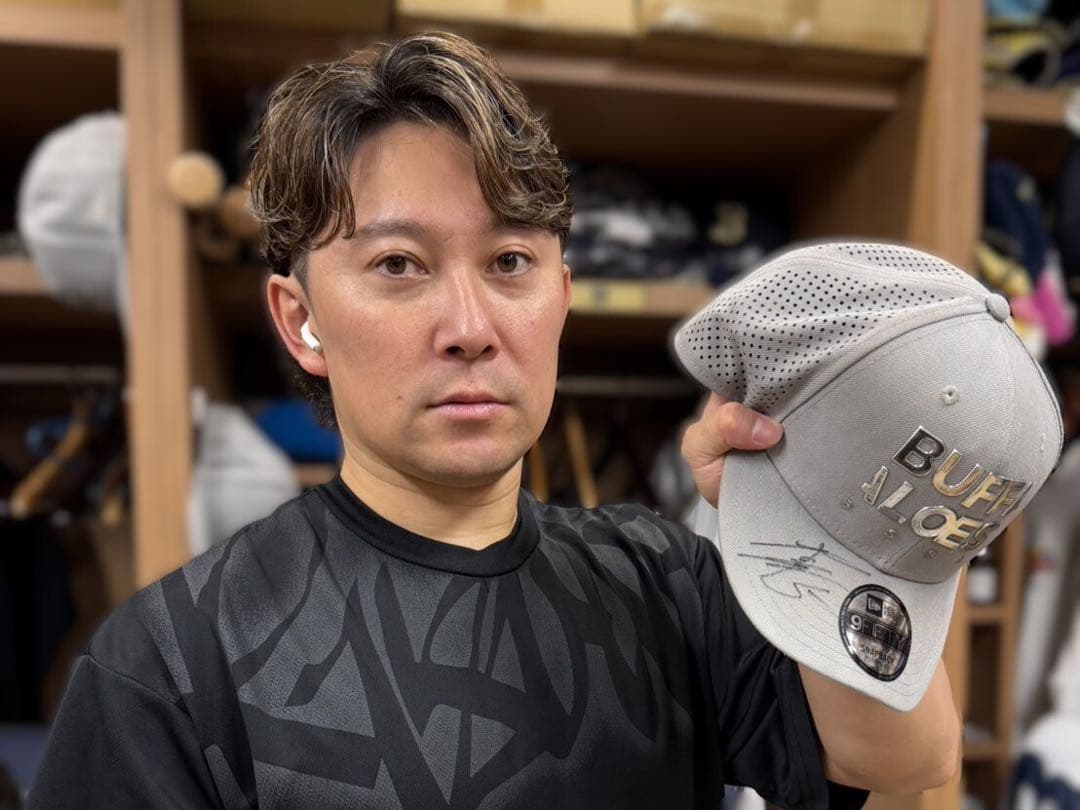 オリックス 西野真弘 本人着用 直筆サイン入り2025プラクティスキャップ2nd