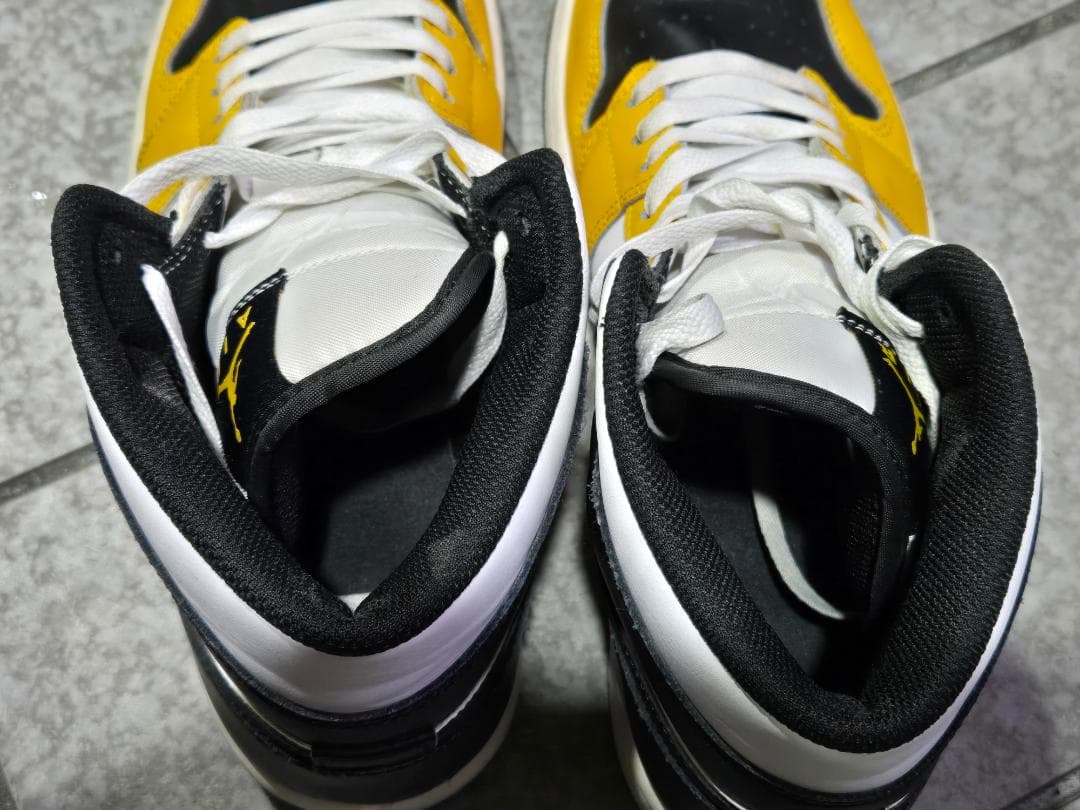 【今のところNIKE一択なあなた】Jordan1Mid Yellow 27.5㌢