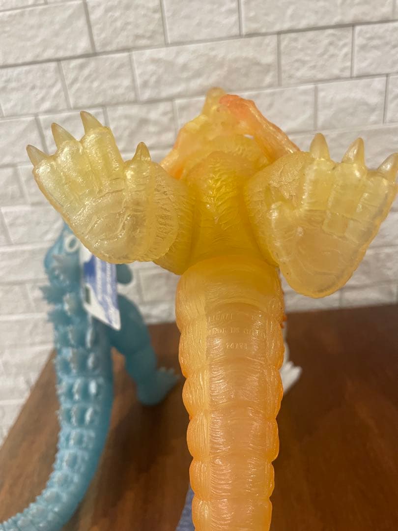 ゴジラ　ソフビ　青　白　赤　三色3体セット