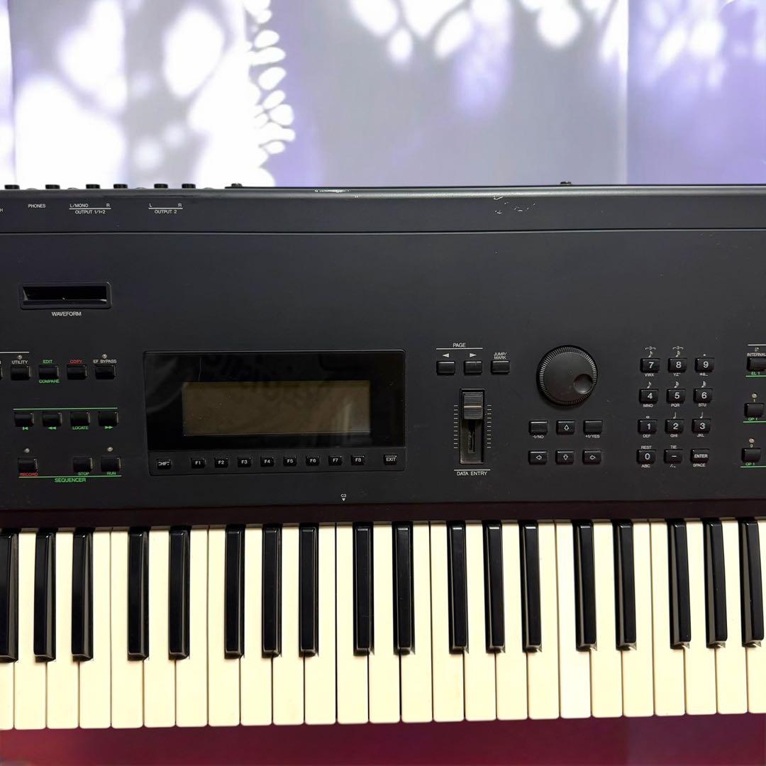 ☆送料無料 ヤマハ SY99 76鍵 シンセサイザー 最高峰モデル 定価42万