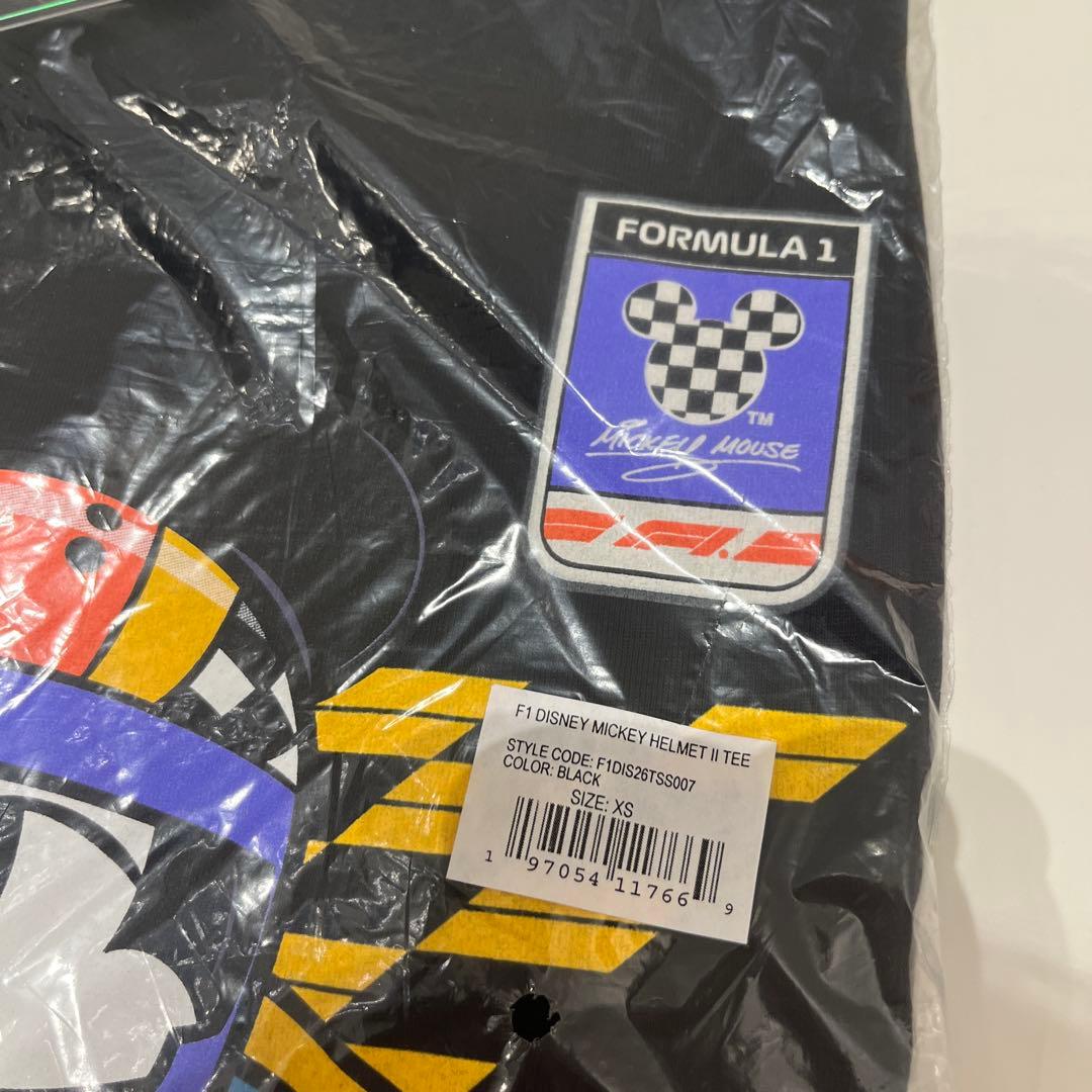 F1 ディズニーコラボ　Disney Mickey Helmet 黒Tシャツ