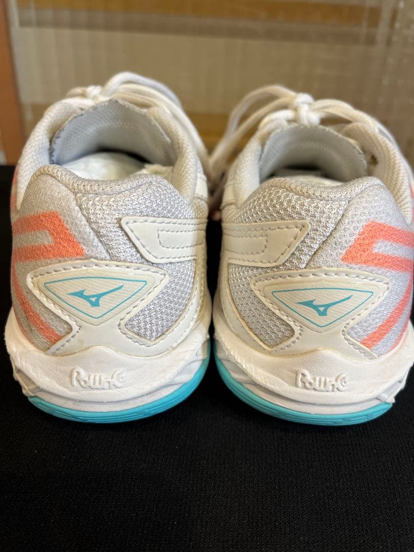 Mizuno 「WAVE CLAW EL 2 WIDE」限定カラー22.5㎝