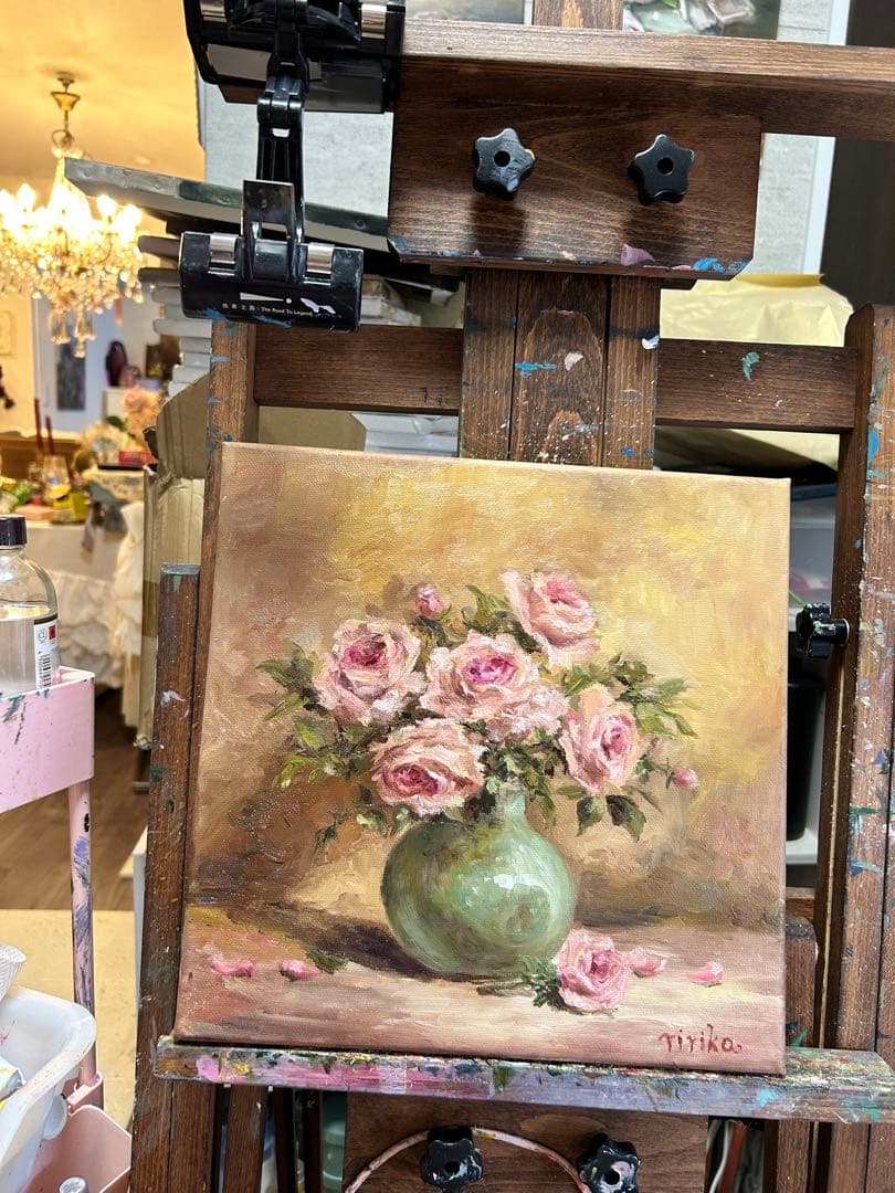 油彩画 ピンクのバラ 緑の花瓶　額縁付き