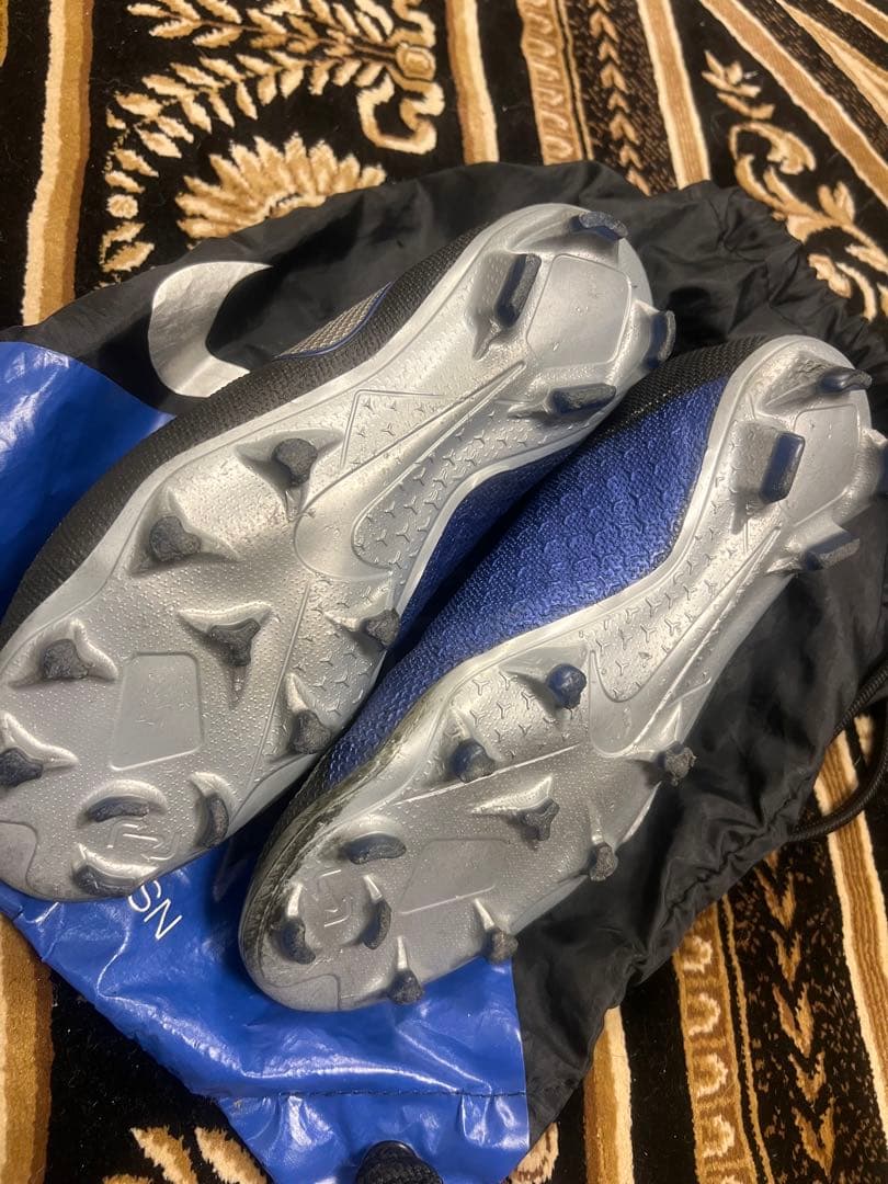 激レアNIKEナイキファントムビジョン サッカースパイク ブラックブルー