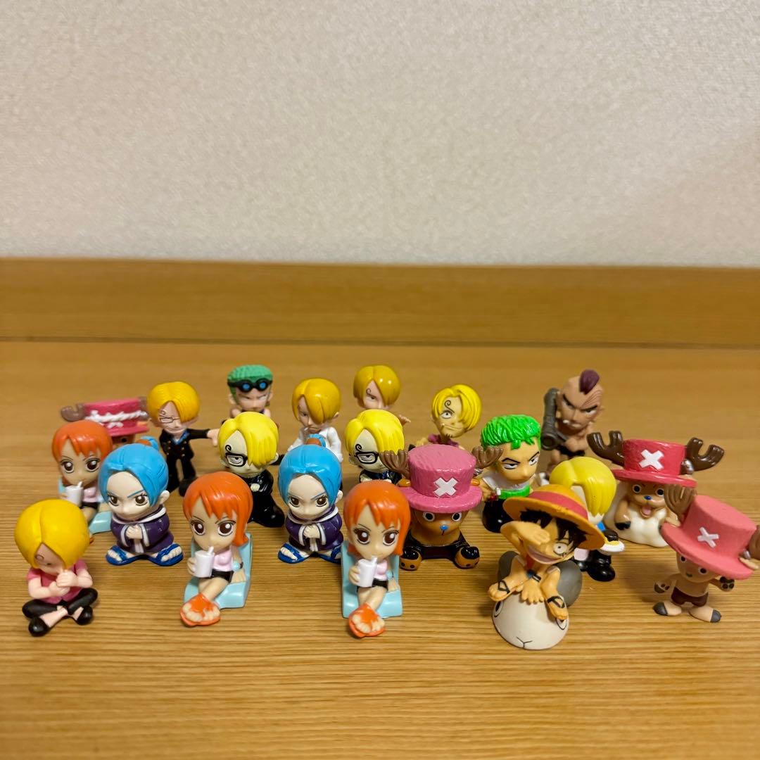 ワンピース マスコット フィギュア 缶バッジ  61点セット