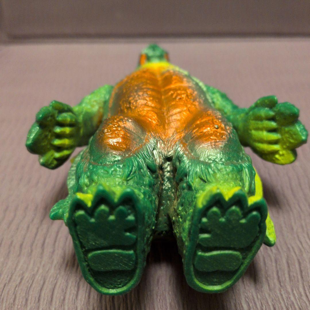 ドラゴリー　ポピー　怪獣フィギュア