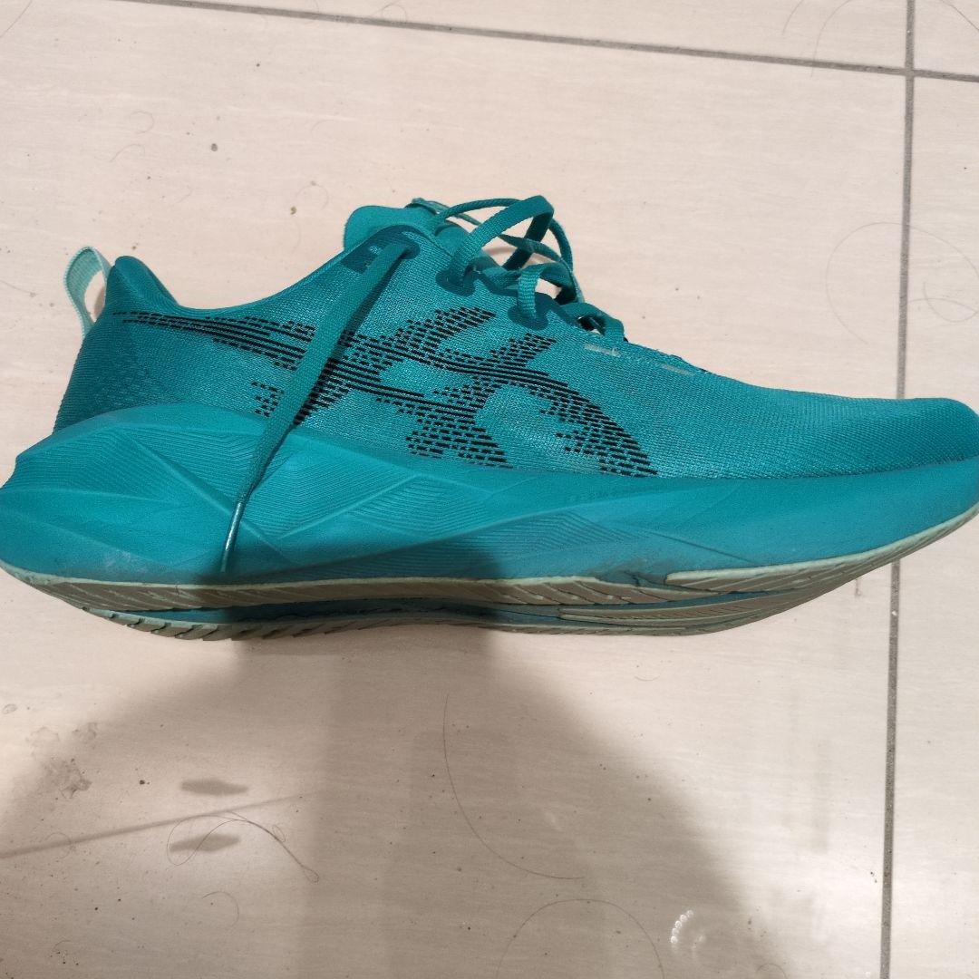 【早いもの勝ち！！】ASICS ノヴァブラスト5 ターコイズ　29.0cm