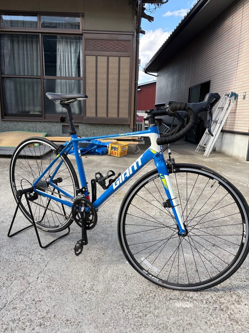 【美品】GIANT DEFY3 2015年モデル　ロードバイク　自転車