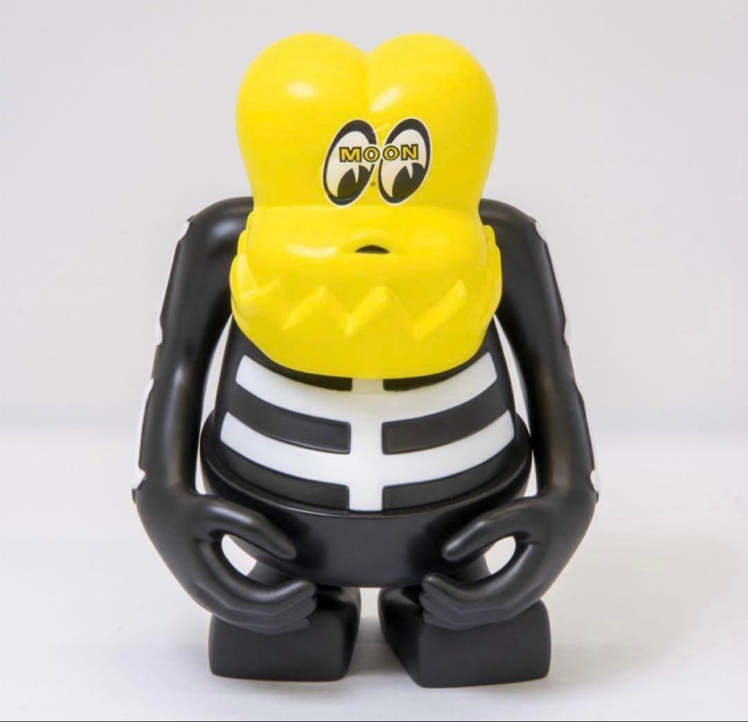BOUNTY HUNTER x MOONEYES SKULL-KUN セット