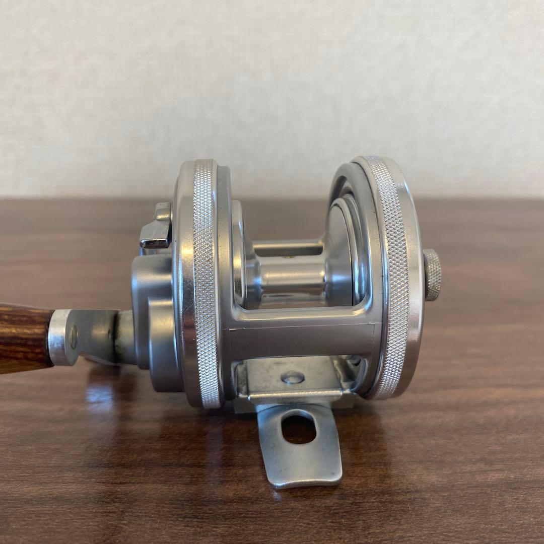 美品　Daiwa コロネット　GS-10C 両軸リール