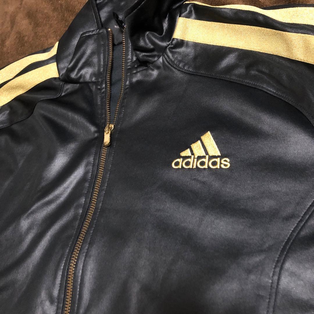 【3/21 取下げ】adidas ジャージ　黒×金　アディダス　セットアップ