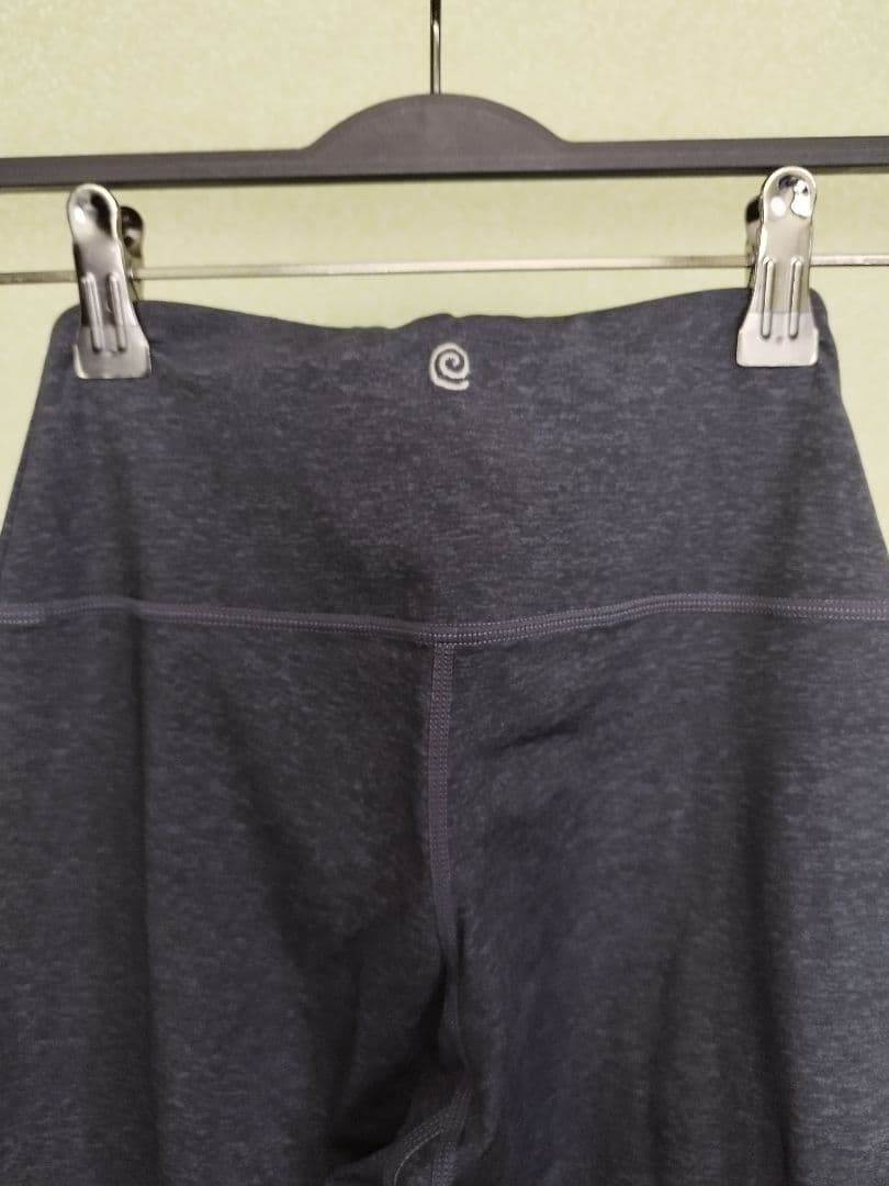 suria YOGGINGS 　グラデーションブラック　グレー　Sサイズ