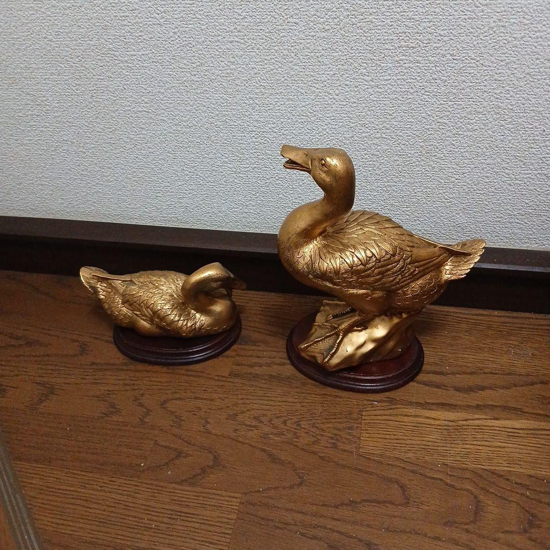 二羽の置物