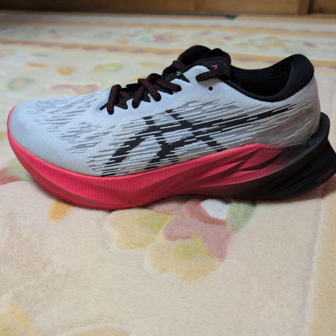 ASICS ノヴァブラスト3ワイド（26.0cm）
