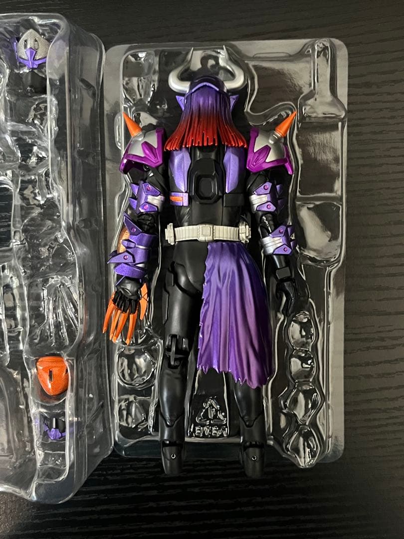 S.H.Figuarts 仮面ライダーバッファ ゾンビフォーム
