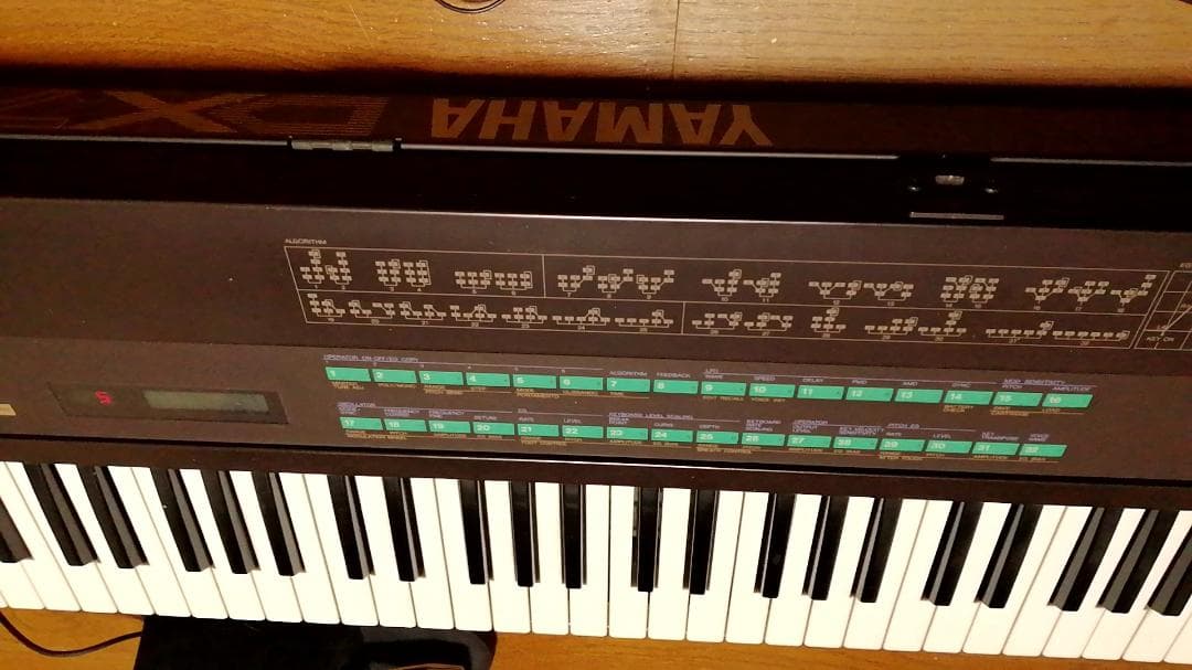 YAMAHA DX7 動作確認済み