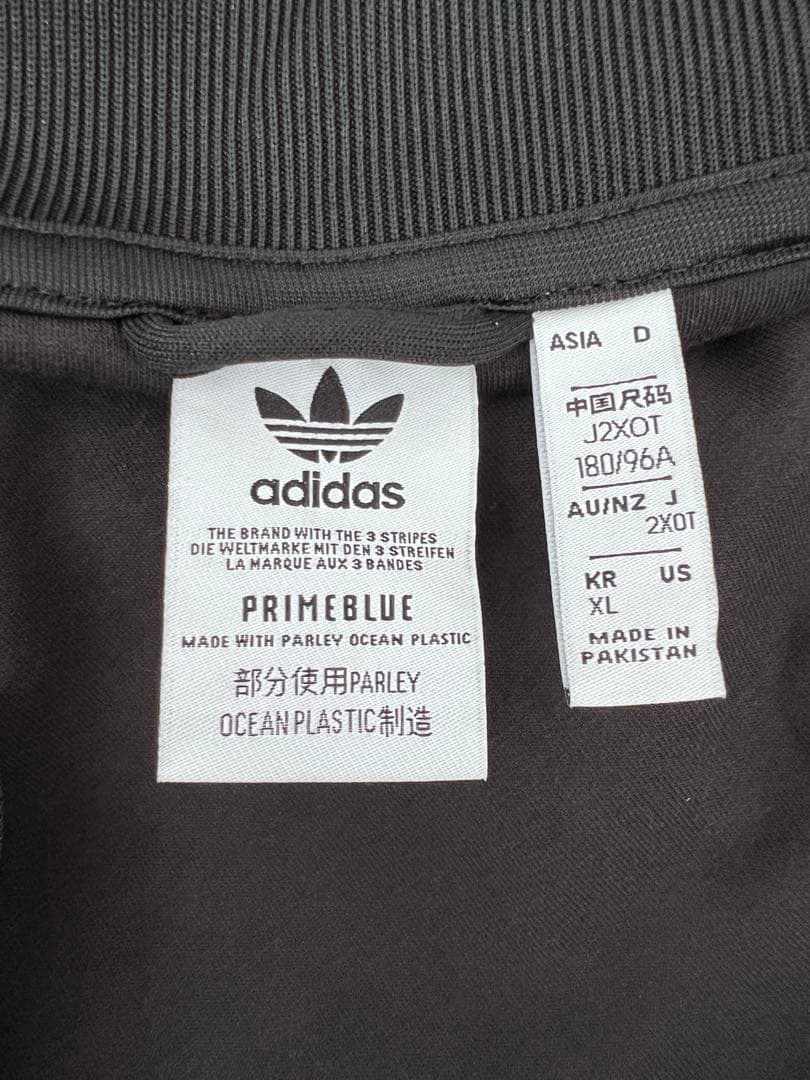 adidas アディダス　ジャージ
