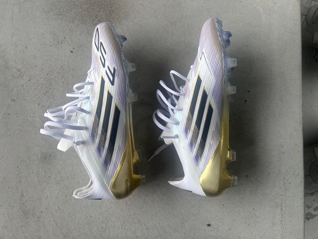 adidasアディダス　f50elite