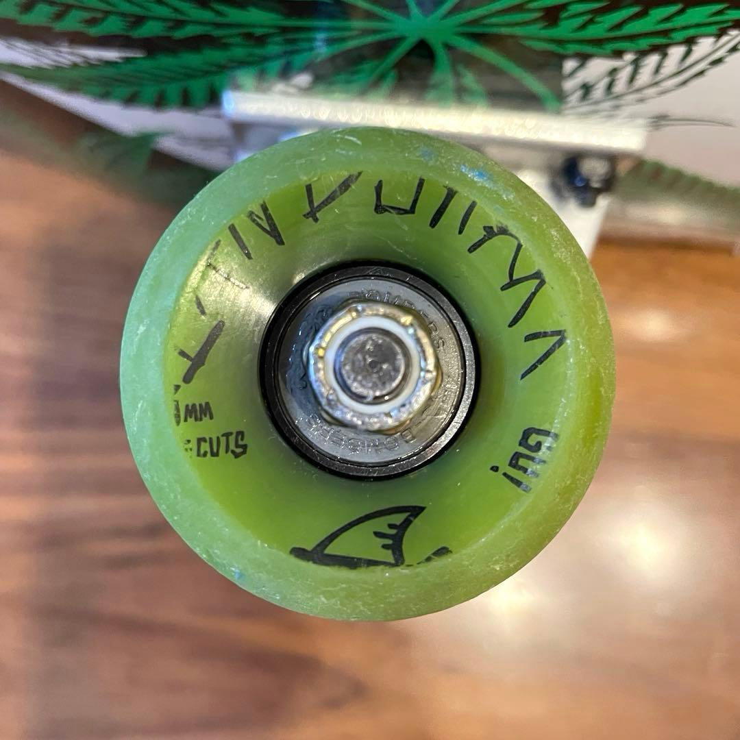 DGK スケボー　スケートボード　コンプリート　ベンチャートラック　美品