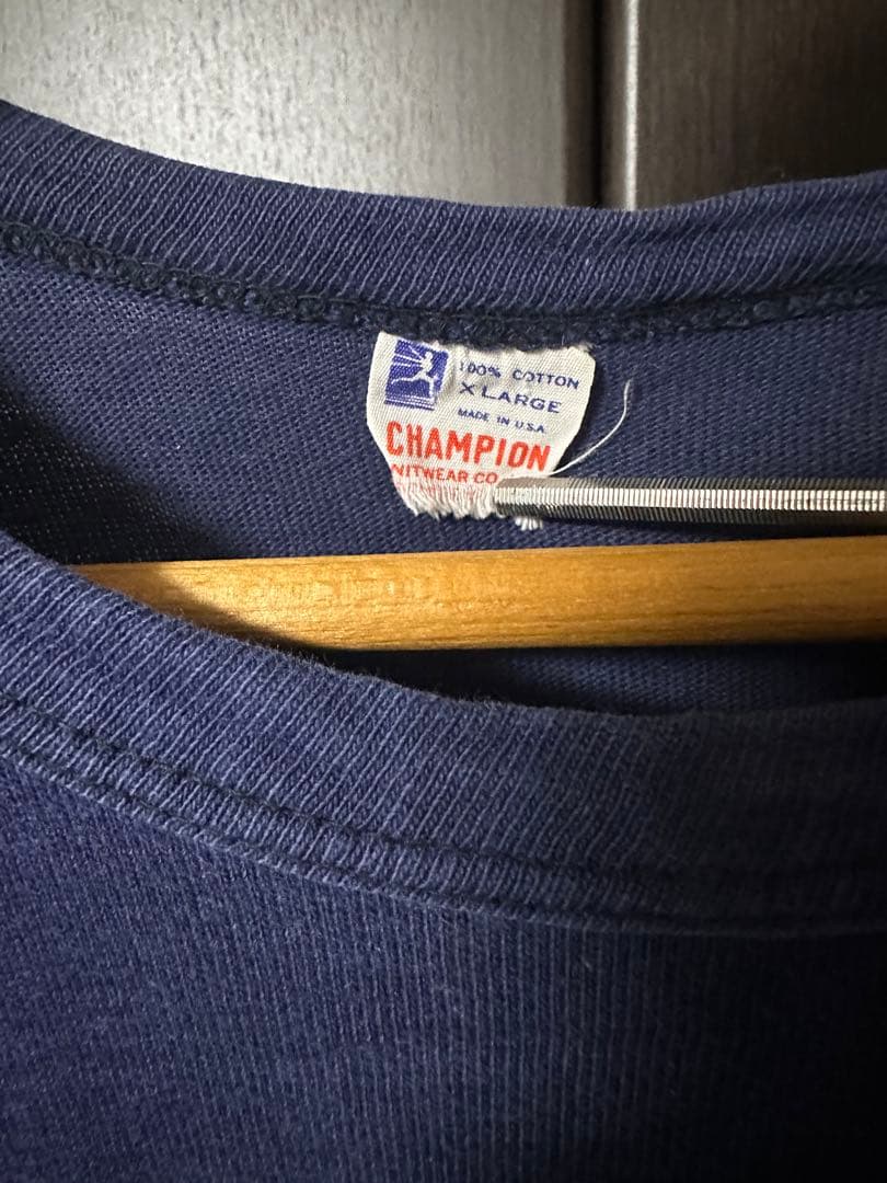 Champion HOLY CROSS 69 XL ランタグ　古着フットボールT