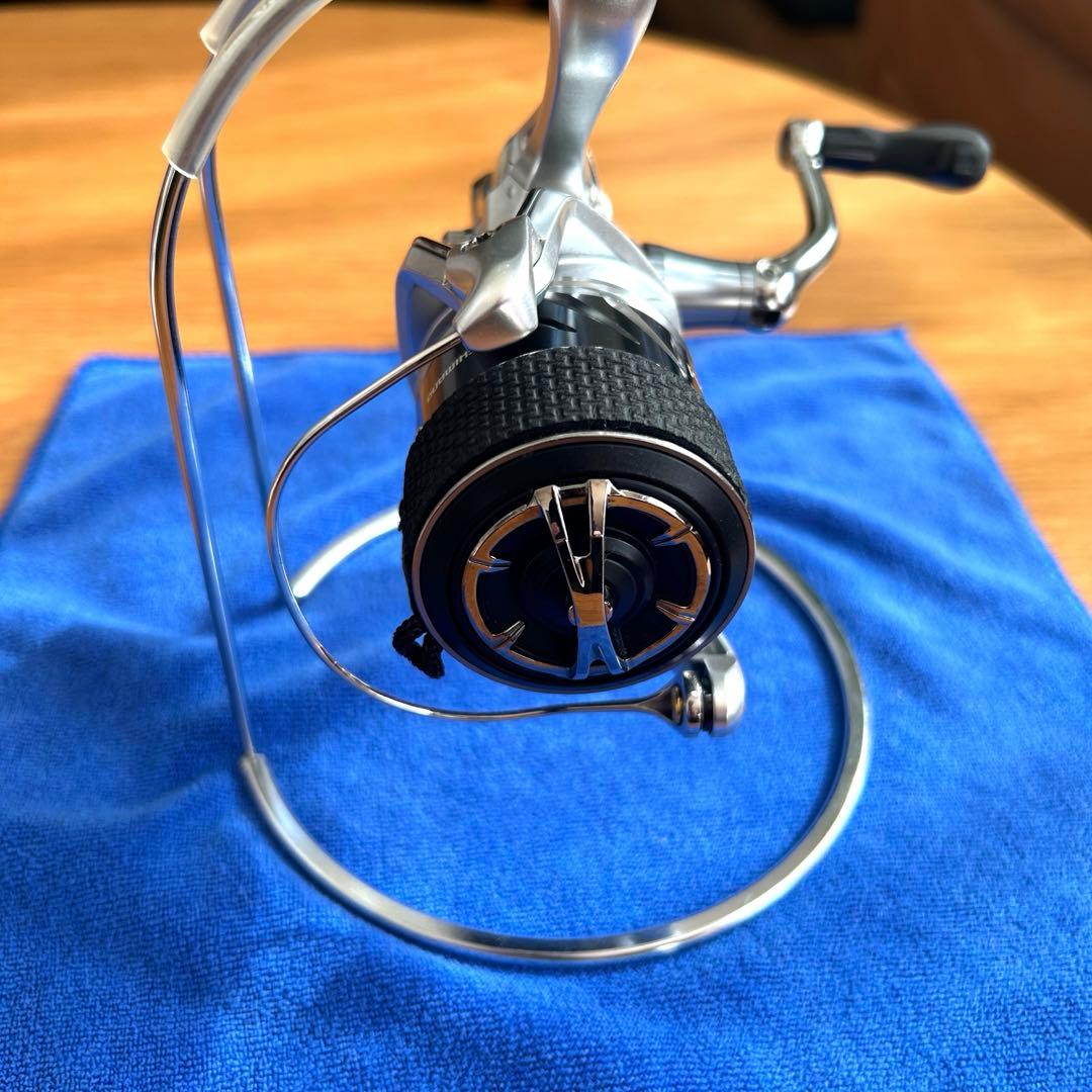 【美品】SHIMANO STRADIC 4000MHGMスピニングリール