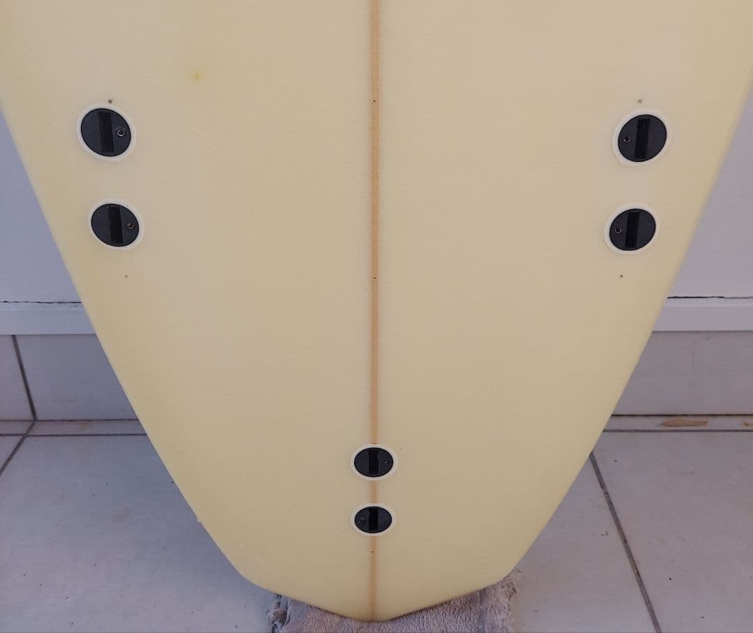 Satya Surfboards 6'10 GaryLinde ミッド 値下げ