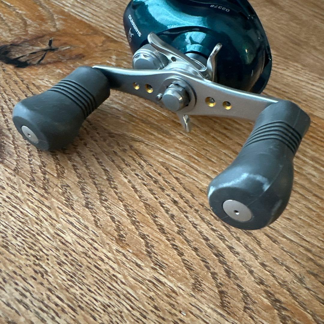 最終価格 SHIMANO 炎月 ベイトリール 青 釣り リール 鯛カブラ