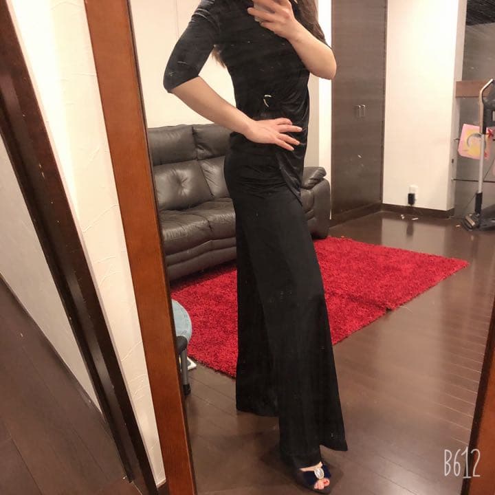 ダンス　パンツセットアップ　トップス