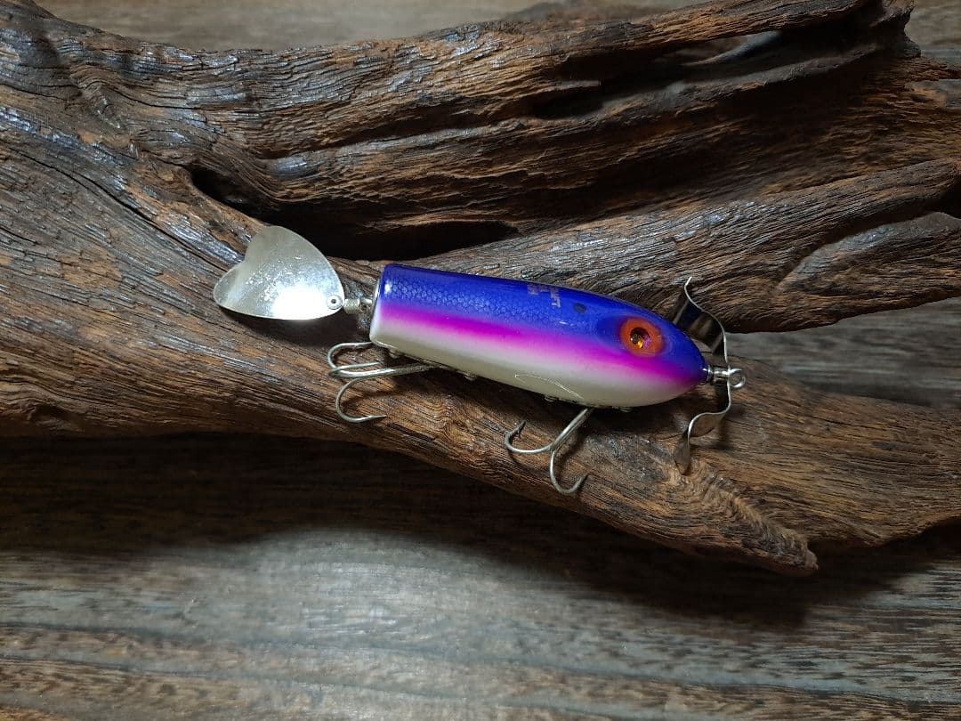 未使用品　ザウルス　バルサ50　マンボー　manb-O