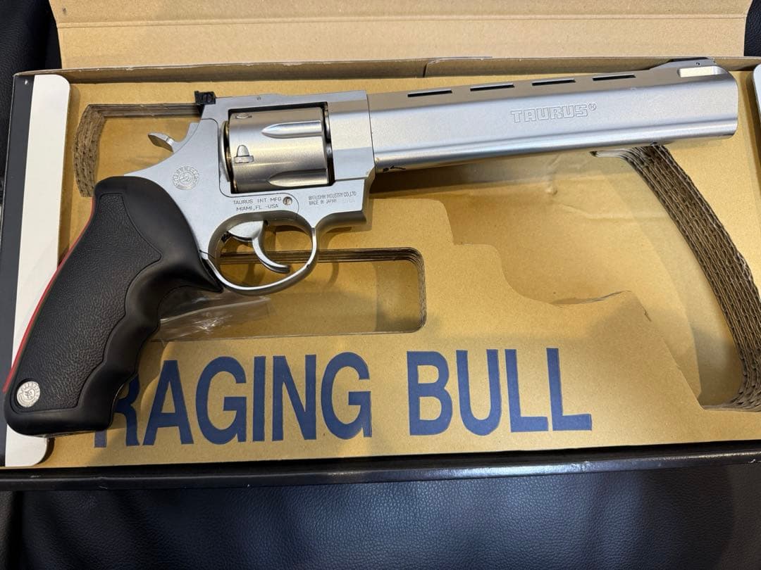 マルシン TAURUS RAGING BULLリボルバー 8.375 BB弾付