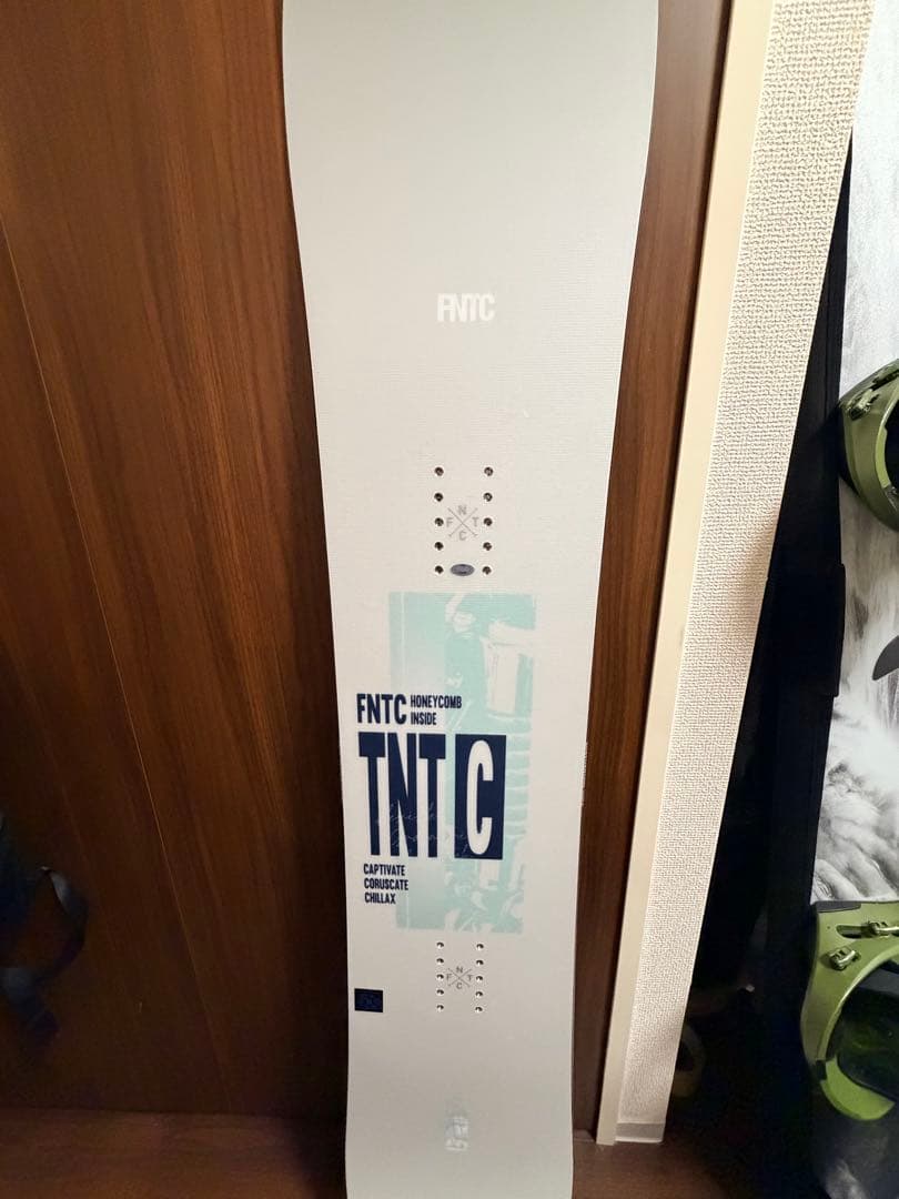 FNTC TNTC 139 スノーボード グラトリ カービング24-25モデル