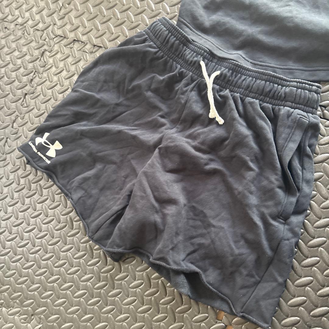 Under Armour 上下セット 黒　パーカー　アンダーアーマー