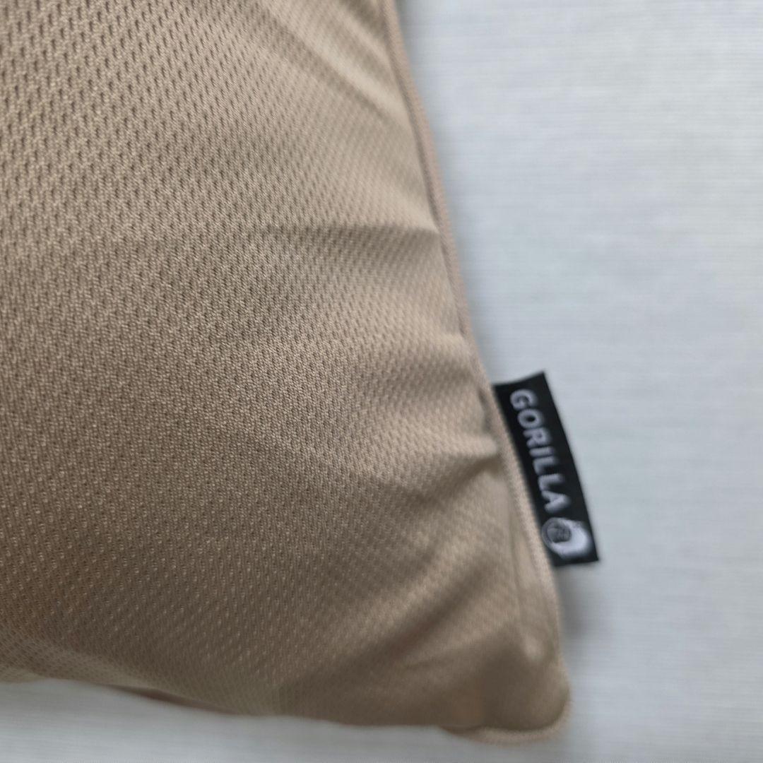 ゴリラのひとねむり　枕　 未使用( カバーのみ洗濯済み)