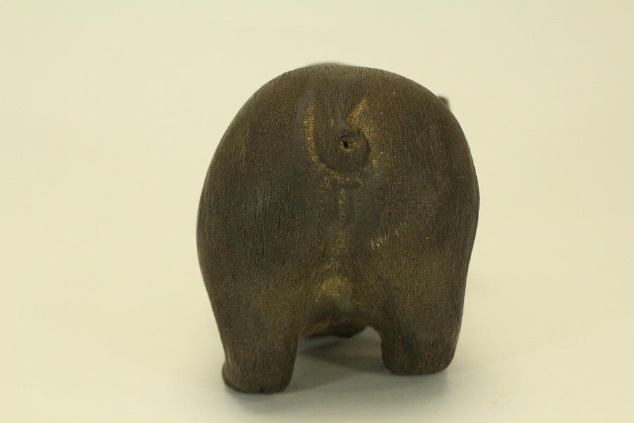 中国美術 紫泥 猪 細密 置物 骨董(LC982)
