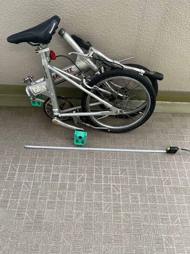 麦*ん様 折りたたみ自転車　ブリヂストン　トランジットライト　9.6Kg ８０✖