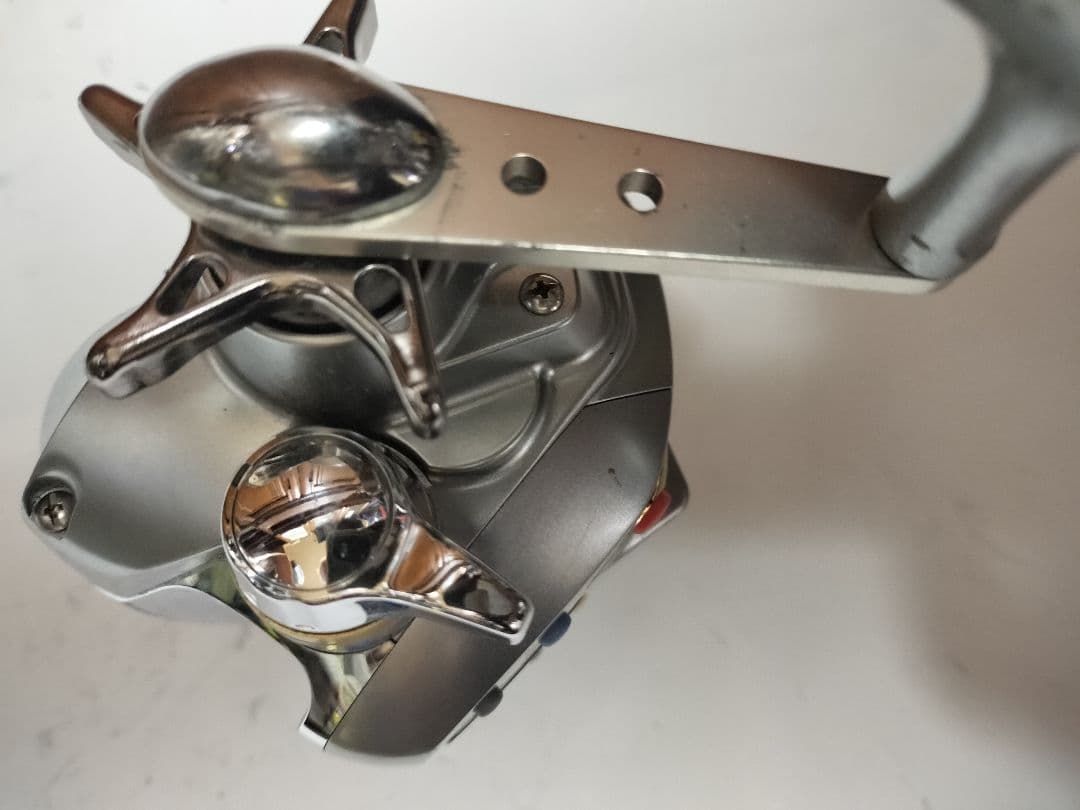 SEABORG ZEROT 電動リール シルバー