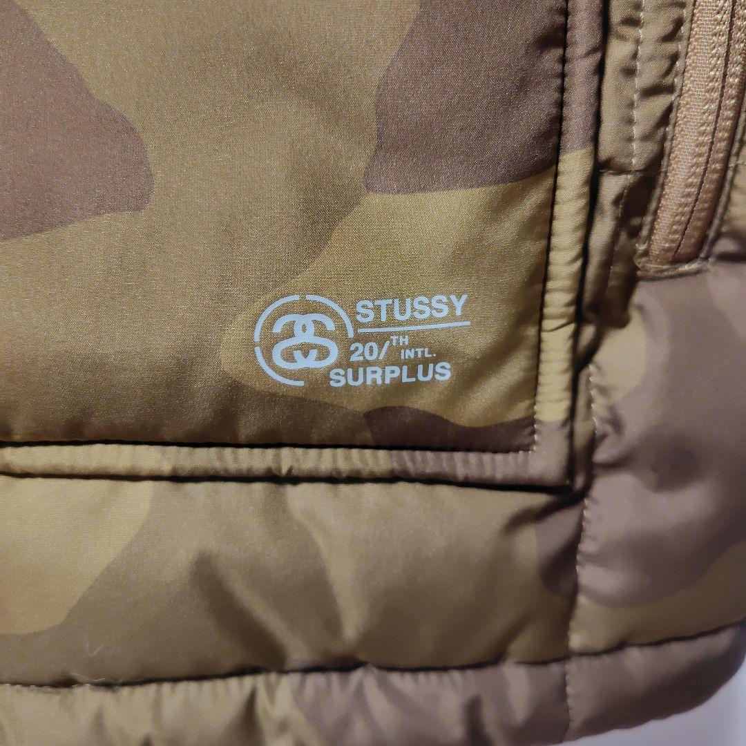 STUSSY 迷彩ダウンジャケット 20TH SURPLUS　メンズ
