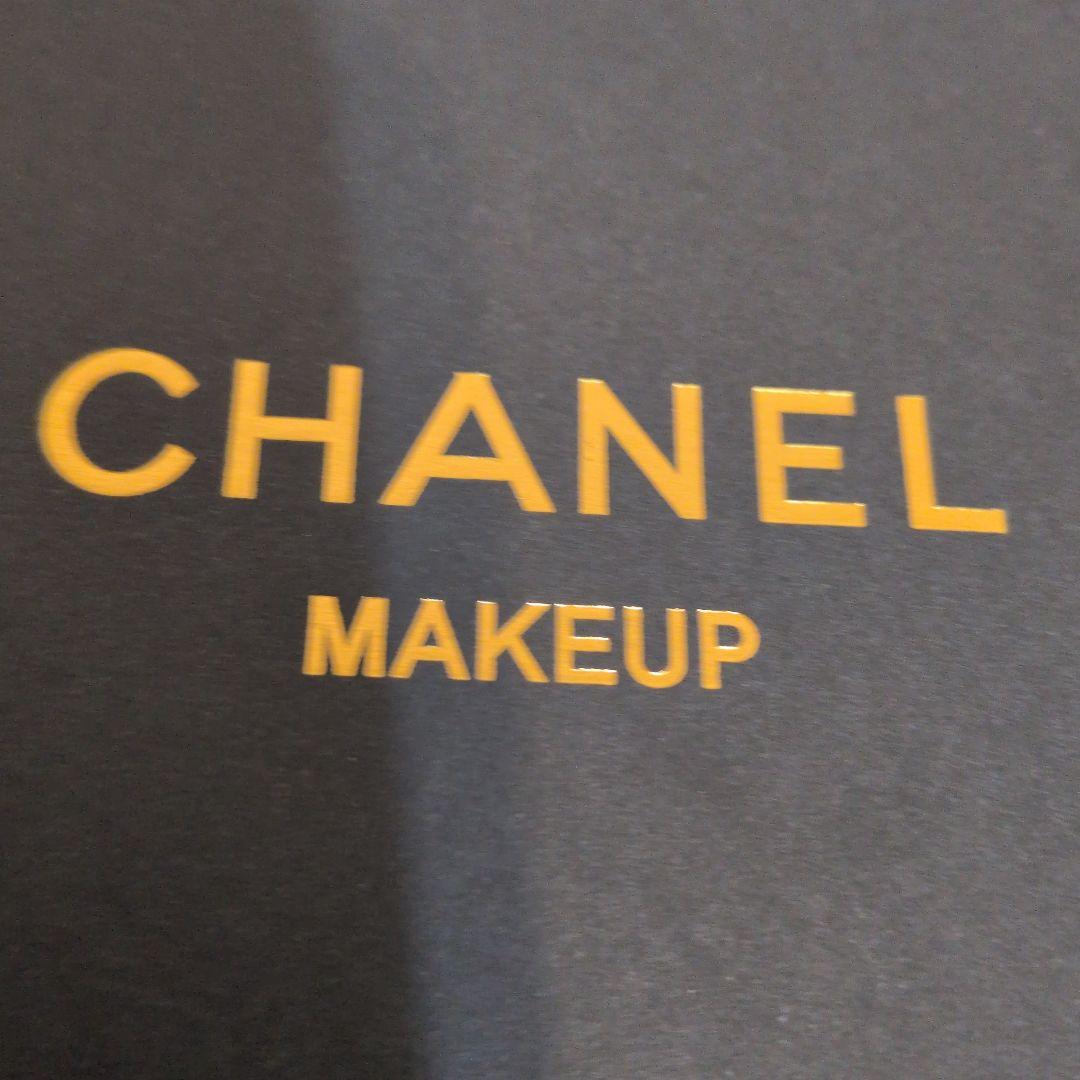 新品未使用　CHANELノベルティ　ポーチ　セカンドバッグ新品ノベルティャーム付