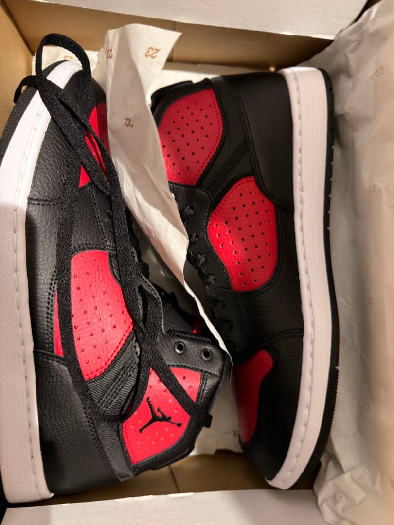 Jordanスニーカー　ブラック/レッド 27.5cm