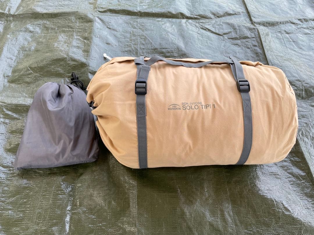 BUNDOK SOLO TIPI 1 キャンプテント中古