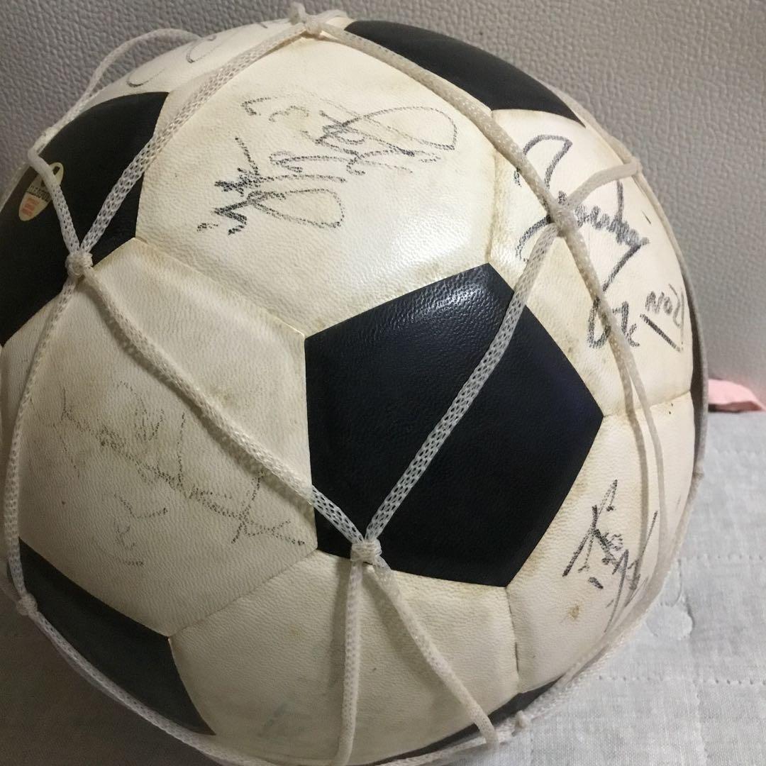 限定品　鹿島アントラーズ　ジーコ　サイン入り　サッカーボール