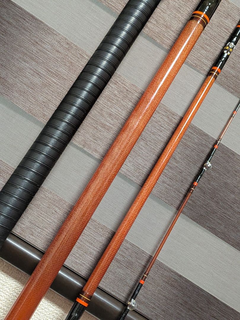 奇跡的新品！ダイワ絶海2号H4本継ぎ底物竿