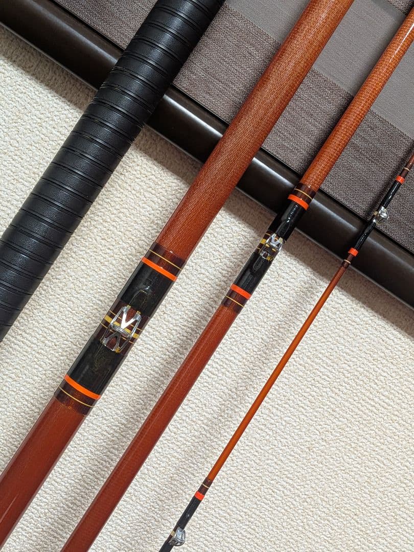 奇跡的新品！ダイワ絶海2号H4本継ぎ底物竿